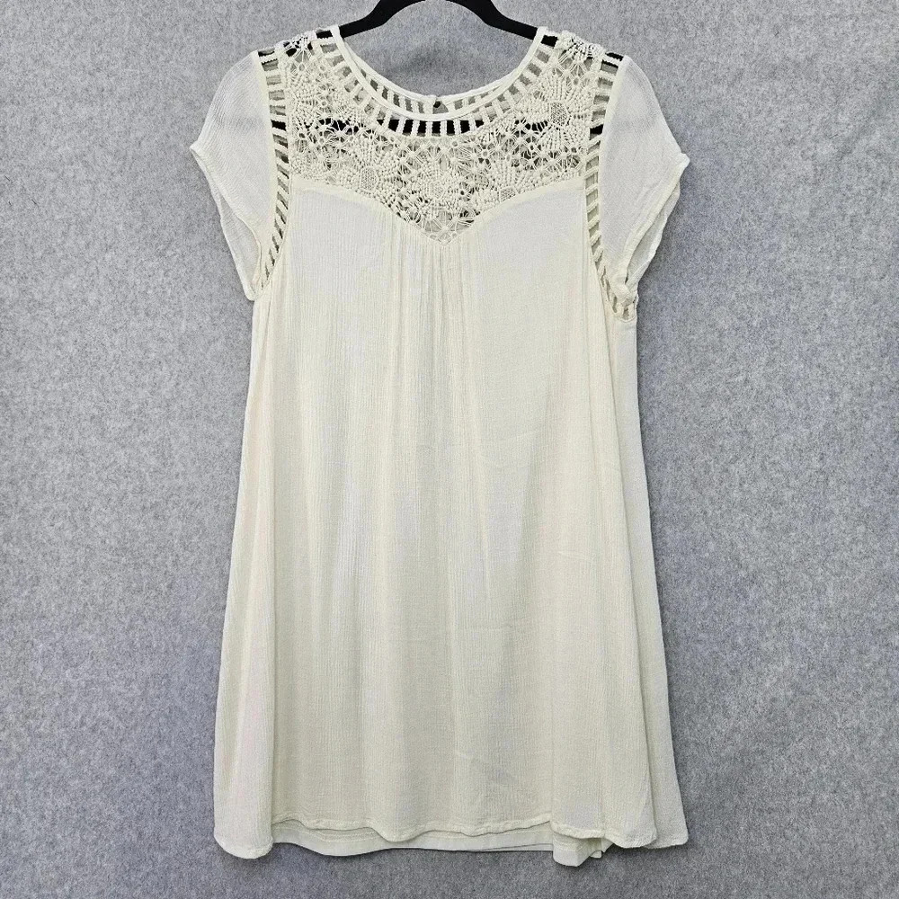 Eesome Gauzy Cotton Lace Crochet White Dress with button detail‎ Size M